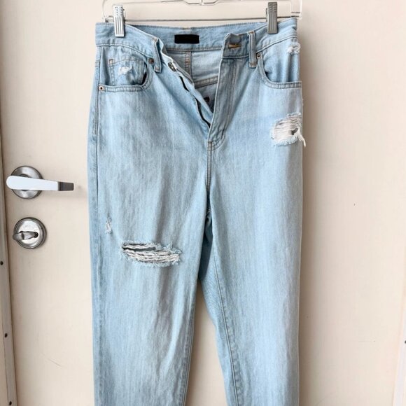 UNIQLO Women's Straight-Leg Distressed Jeans Light Wash Size 24 New - Picture 1 of 5